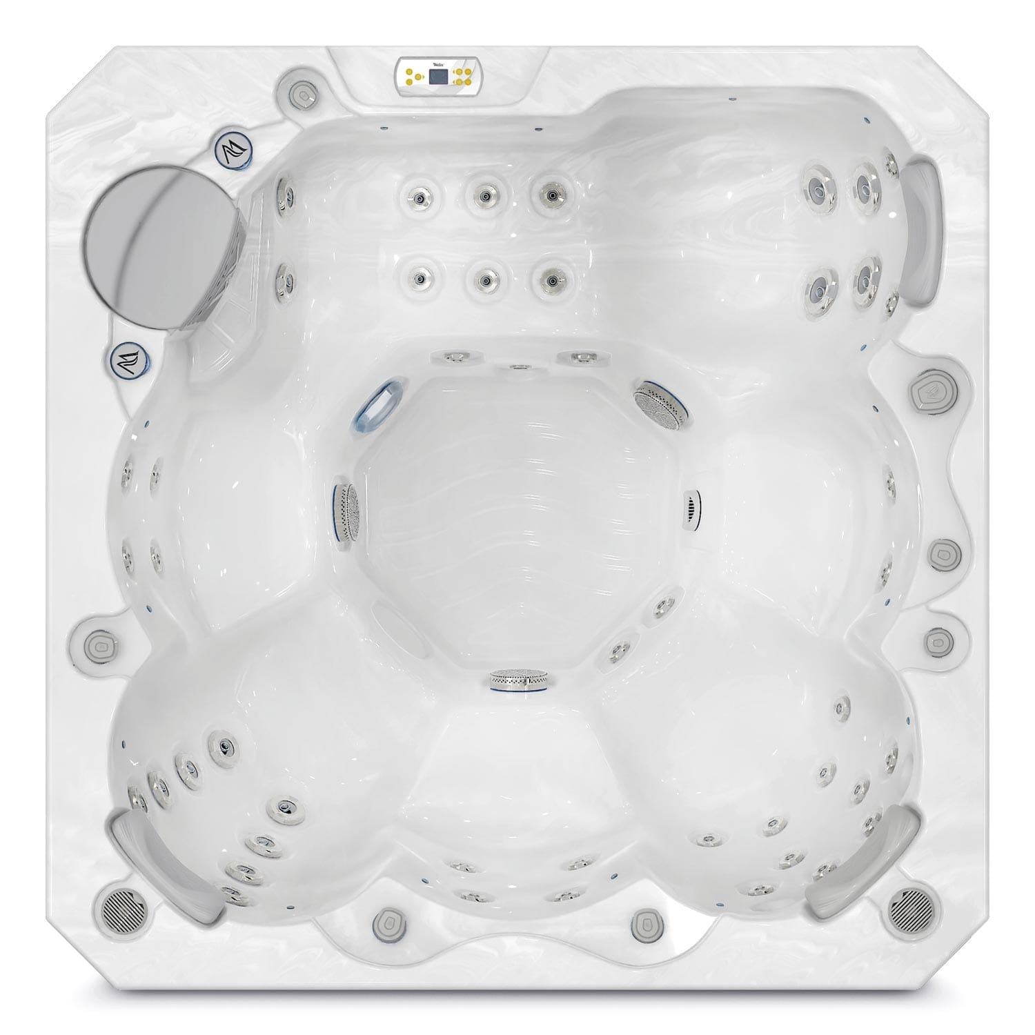 Prague Life 18 Wellis Prague Life hot tub