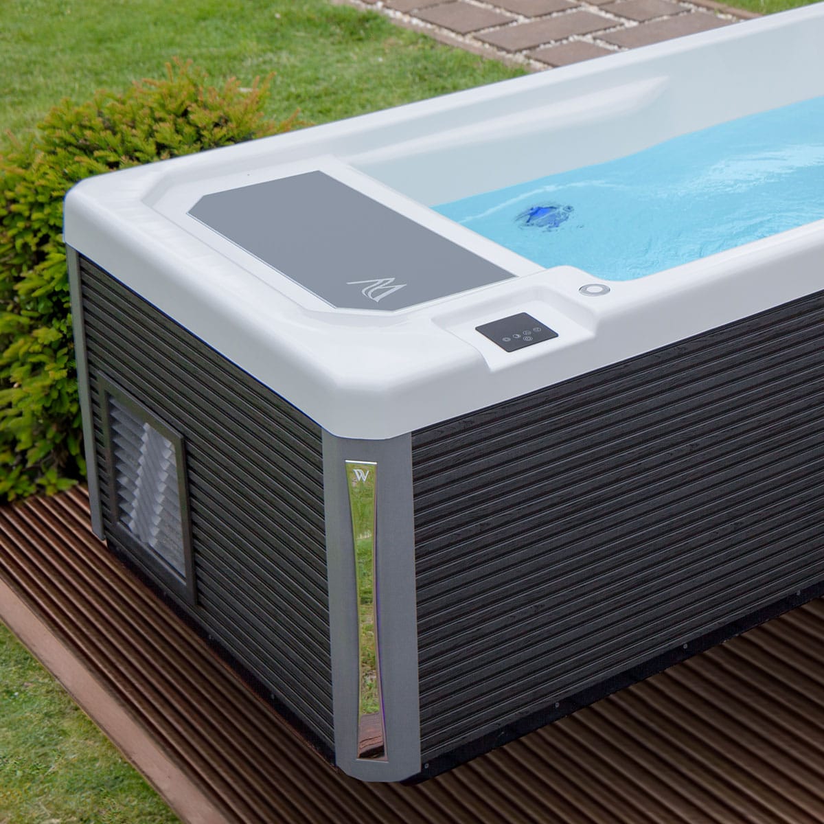 Iceland_cold_plunge-tub_sideview2