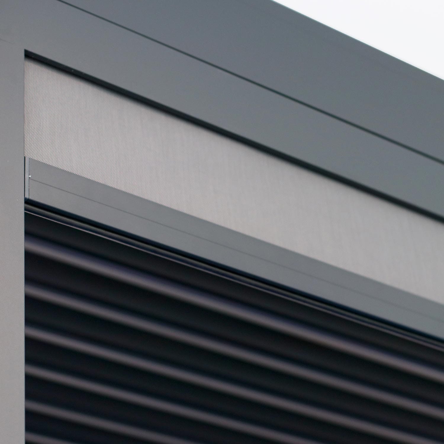Wellis_Motoinflex_pergola_detail8